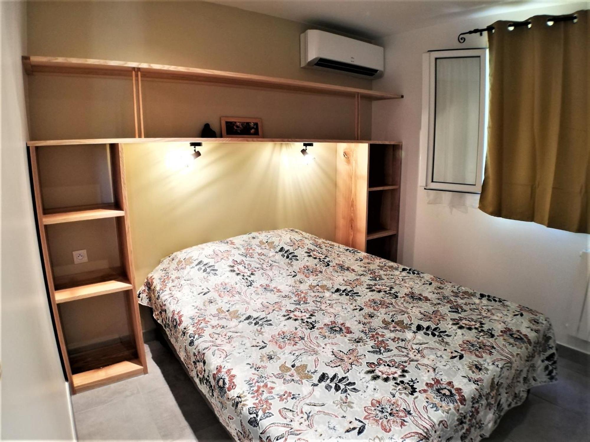 Gites Domaine De La Barnerie Saint Alban Auriolles Room photo